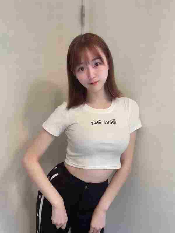 无辜童颜下的头灯辣翻了!萌系樱花妹宫瀬なこ美图赏!