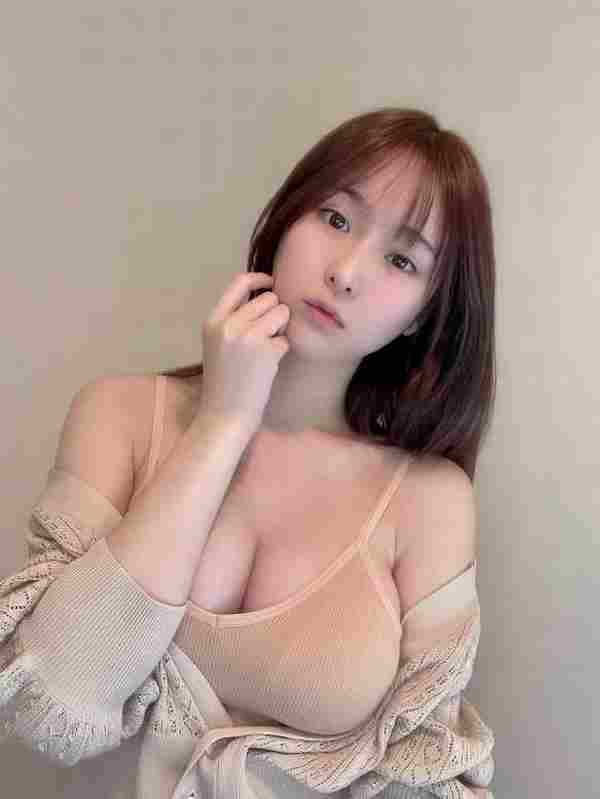 无辜童颜下的头灯辣翻了!萌系樱花妹宫瀬なこ美图赏!