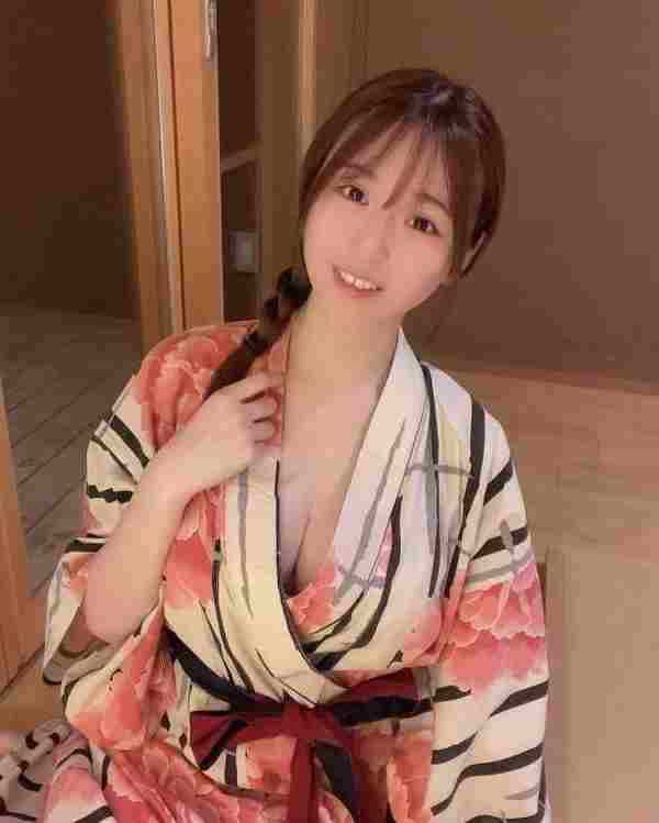 无辜童颜下的头灯辣翻了!萌系樱花妹宫瀬なこ美图赏!