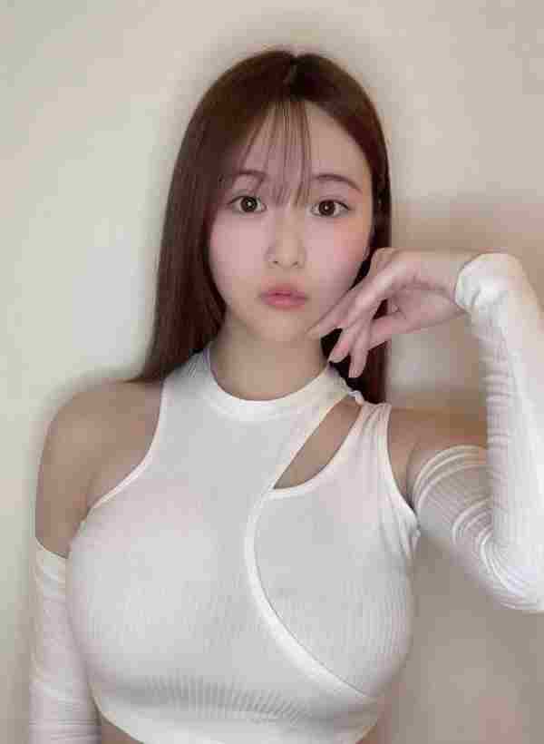 无辜童颜下的头灯辣翻了!萌系樱花妹宫瀬なこ美图赏!