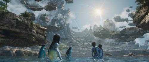 和正主竞速拍片的山寨之王,用15天整了个《阿丸达2》