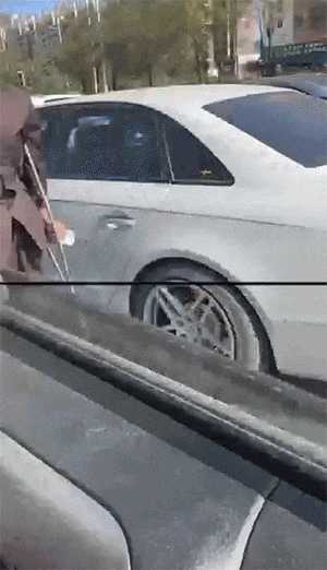 女人最接受不了的酷刑竟是它!囧图 这个皮卡丘真大