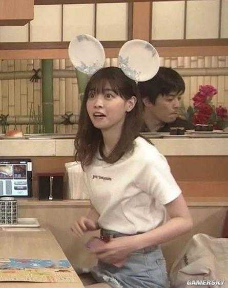 你推特为什么触发律师函?露出痛苦不堪表情的囧图